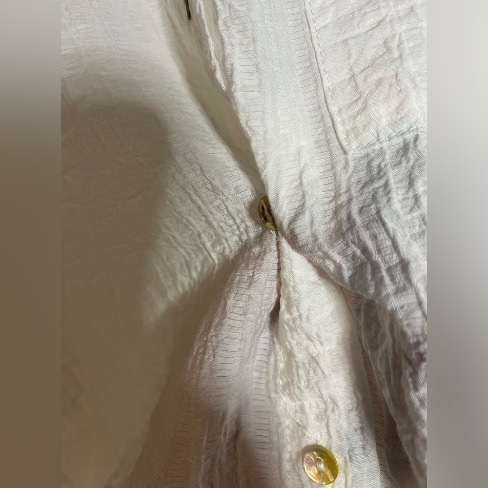 Pink Ripple White Flowy Real Shell Button Down Collared Blouse Size Small - Picture 7 of 14